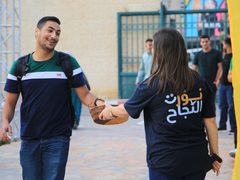 أجواء من فرح طلبة جامعة النجاح الوطنية في اليوم الاول لبدء العام الدراسي