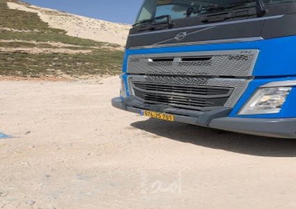 إرجاع شاحنة محملة بنفايات إسرائيلية مهربة في سلفيت