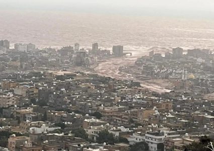 إعصار "دانيال" يضرب ليبيا.. نحو 150 قتيلاً واستمرار البحث عن مفقودين