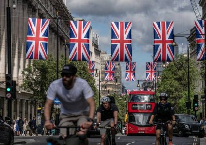 معدل البطالة في بريطانيا يواصل الارتفاع والأجور عند مستوى قياسي