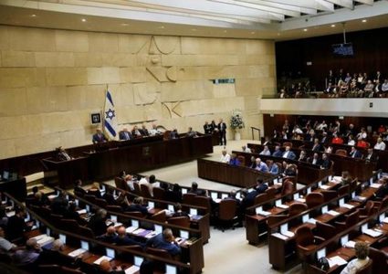 المحكمة العليا في إسرائيل تنظر اليوم بالتماسات "حجة المعقولية"