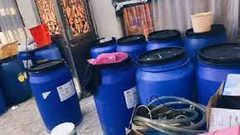 الكويت:مداهمة أكبر مصنع للخمور في تاريخ البلاد