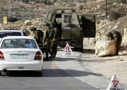 الاحتلال يعرقل تنقل المواطنين شرق نابلس