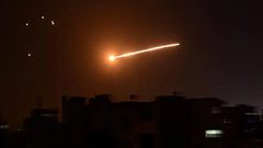 شهيدين و6 إصابات في قصف إسرائيلي لمواقع سورية