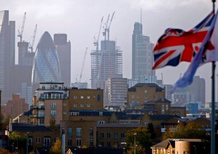 انكماش اقتصاد المملكة المتحدة بأكثر من المتوقع