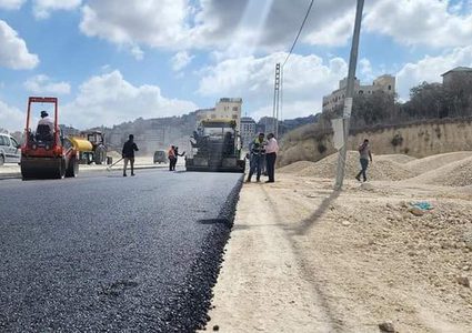 مجلس قروي بيت وزن : وزارة الأشغال تعد بإنجاز شارع بيت وزن نهاية الشهر الحالي