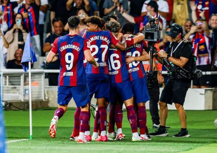 برشلونة يسحق ريال بيتيس بخماسية نظيفة ويعتلي الصدارة