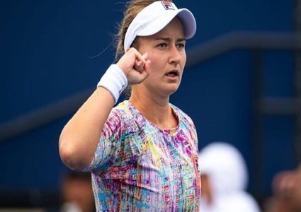 كريتشيكوفا تتوج ببطولة سان دييغو المفتوحة للتنس