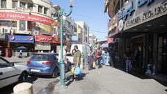 نابلس تشهد حملة واسعة لإعادة تنظيم شوارعها وأرصفتها