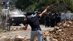 "بتسيلم": إسرائيل تمارس الترانسفير بحق الفلسطينيين في الضفة