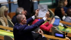 طرد السفير الاسرائيلي من قاعة الأمم المتحدة