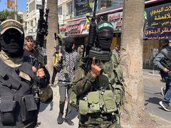 تشييع جثامين أربعة شهداء في مخيم جنين