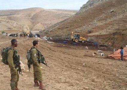 انتزاع قرار بتجميد هدم مساكن في الأغوار