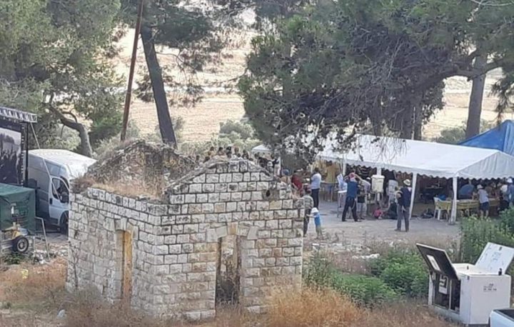 مستوطنون يهاجمون منازل في منطقة المسعودية شمال غرب نابلس
