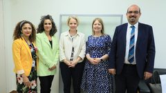 جامعة النجاح تستقبل وفداً من السفارة السويسرية توطيداً لعلاقاتها الدولية