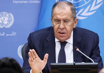 لافروف: أمريكا تبذل قصارى جهدها لمنع قيام دولة فلسطينية