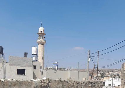 الاحتلال يحوّل سطح منزل في جلبون لنقطة عسكرية