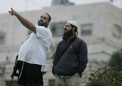 مستوطنون يعربدون جنوب شرق بيت لحم