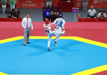 لاعب منتخبنا للتايكواندو عمر الحنتولي يبلغ ربع نهائي الأسياد