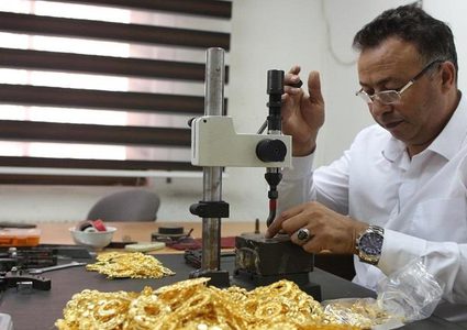 "الاقتصاد" تمهل تجار الذهب دمغ الليرات قبل نهاية الشهر المقبل