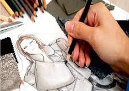 الطالبة ليلى زيتاوي :أخترت تخصص الأزياء في جامعة النجاح لتحقيق حلمي