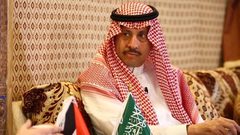 السفير السعودي السديري يصل الضفة الغربية لتقديم أورق اعتماده للرئيس عباس