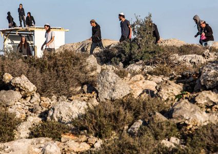 مستوطنون يدمرون منزلا قيد الإنشاء في العوجا