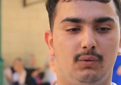 فيديو.. الطالب أحمد قعوار من كلية الطب ينشد للنبي في ذكرى مولده