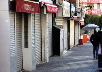 الإضراب يعم محافظة رام الله والبيرة حدادا على روح الشهيد رمانة