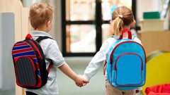 استعدادات المدارس في أمريكا لاستقبال العام الدراسي .. حقائب مضادة للرصاص