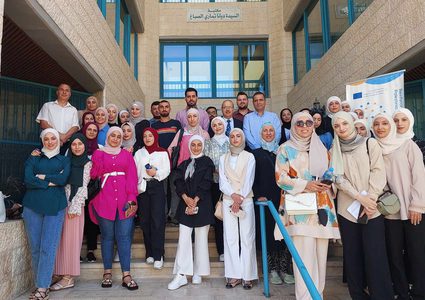 النجاح تعقد المؤتمر الختامي لمشروع تعزيز فرص العمل عن بعد في مؤسسات التعليم