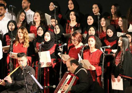 ناصر الأسمر " دراسة المانية تؤكد الغناء الجماعي يعمل على زيادة مناعة الجسم "