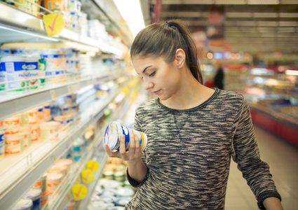 أخصائي تغذية وتصنيع غذائي: السلع تتناقص جودتها مع اقتراب انتهاء مدة صلاحيتها