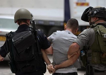 القدس: الاحتلال يعتقل نجل محافظ القدس بعد الاعتداء عليه