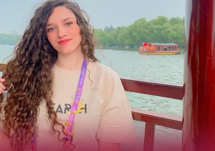 الطالبة دانا خراز تشارك في مشروع مراسل شباب المجلس الأولمبي الآسيوي