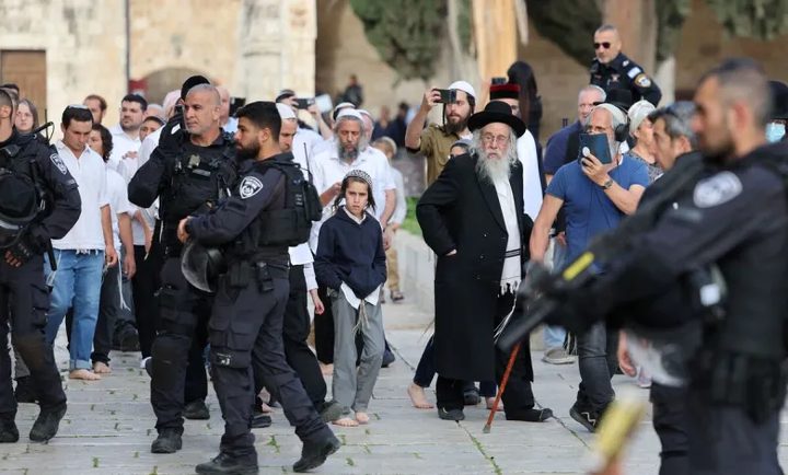 لليوم الثاني .. اقتحامات واسعة من قبل المستوطنين للمسجد الأقصى