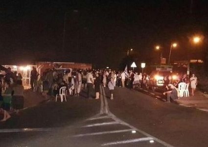 مستوطنون يهاجمون بلدة جالود جنوب نابلس