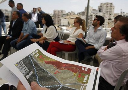 الاحتلال يمنع 3 وزراء خارجية أوروبيين من زيارة المناطق (ج)