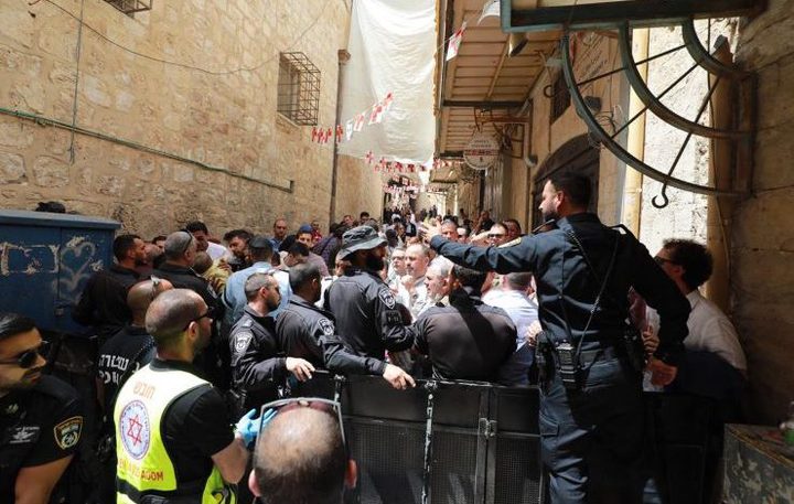 مستوطنون يجددون استهداف الحجاج المسيحيين في القدس المحتلة