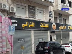 الاضراب الشامل الذي يعم مدينة طولكرم حداداً على روح الشهيدين اللذين ارتقيا صباح اليوم