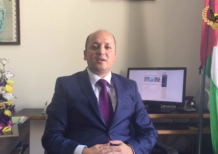 العطعوط:الدولار يرتفع والبنوك الفلسطينية تحقق أرباحا عالية