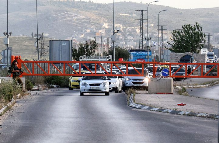 الاحتلال يغلق حاجز زعترة ومداخل حوارة