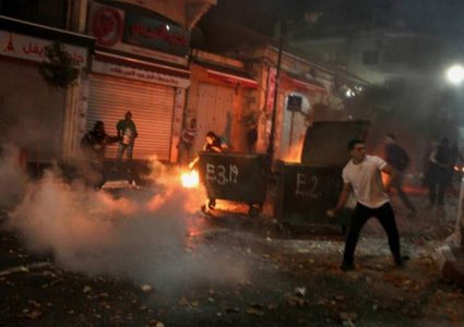 إصابات بالاختناق في مواجهات مع الاحتلال في عربونة