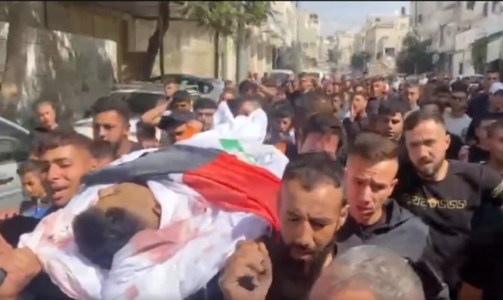 الخليل: تشييع جثمان الشهيد يوسف إدريس