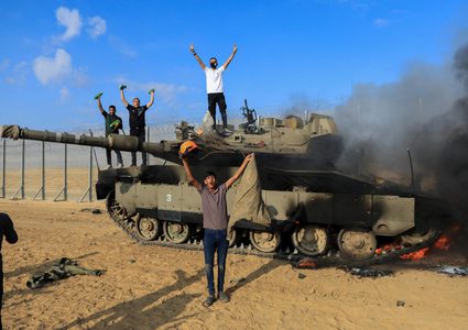 تقديرات إسرائيلية: القتلى إلى 1000 ويزيدون.. والأسرى بيد المقاومة يفوق الـ150