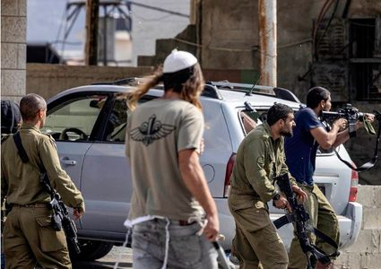 مستوطنون يهاجمون منازل المواطنين جنوب نابلس