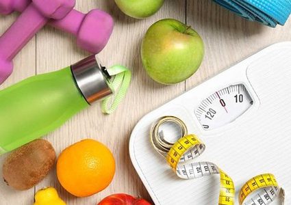 8 عناصر غذائية تجنبها لخسارة الوزن