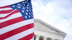 النائب الأميركي كوري بوش تدعو إلى وقف المساعدات العسكرية لإسرائيل