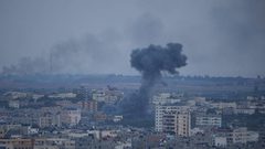 5 شهداء بينهم رضيع وامرأة بقصف طائرات الاحتلال