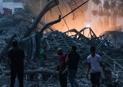 محلل سياسي: الاحتلال يفقد السيطرة ويقوم بإبادة جماعية في غزة بدعم أمريكي